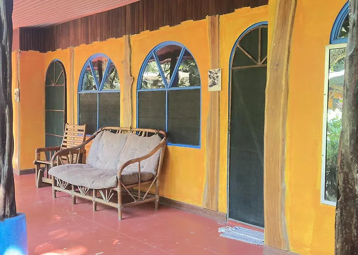 La Palapa Hut Nature Hostel
